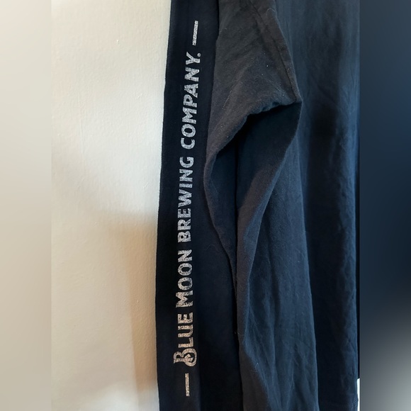 Blue Moon - Picture 2 of 3